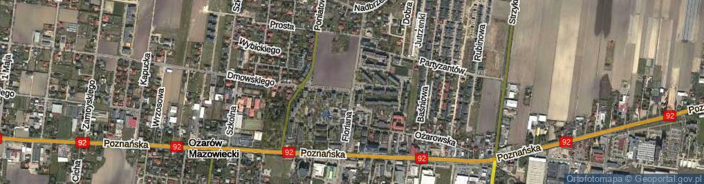 Zdjęcie satelitarne Obrońców Warszawy ul.
